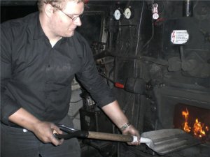 Unser Heizer bei der Arbeit